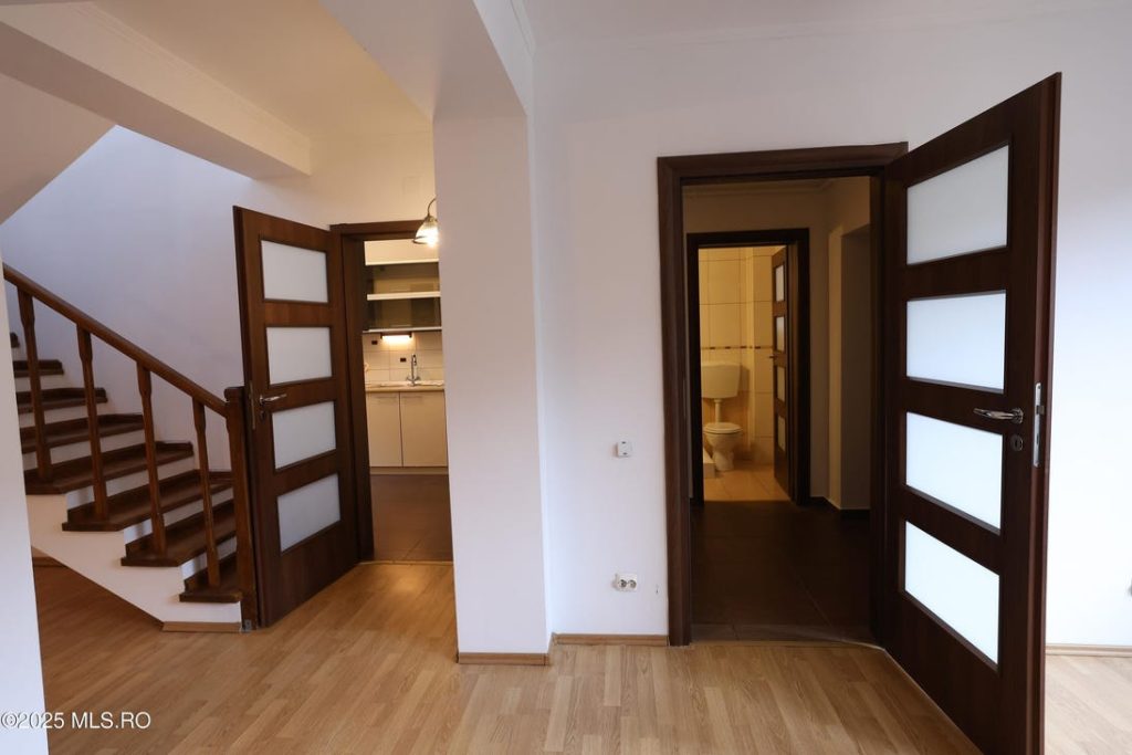 105L Drumul Fermei, Popești Leordeni, București