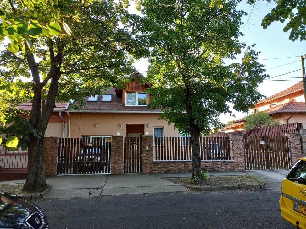 (9 Bedrooms) Budapest, Tulipán u. 63, 1194 Hungary