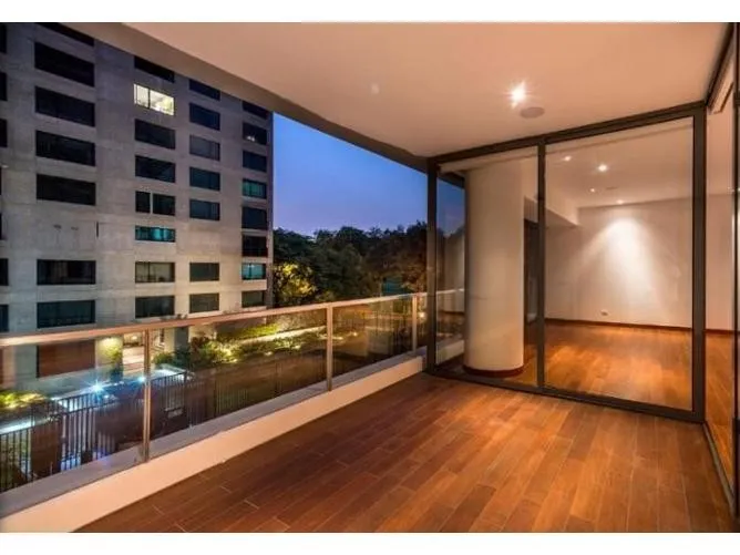 Casa de 3 Dormitorios en Venta en Av. General Pezet