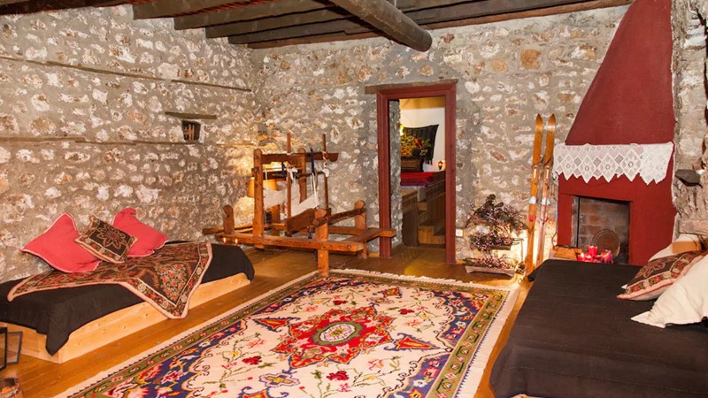 Κατοικία 5 Υπνοδωματίων στη Λιλαία Φωκίδας