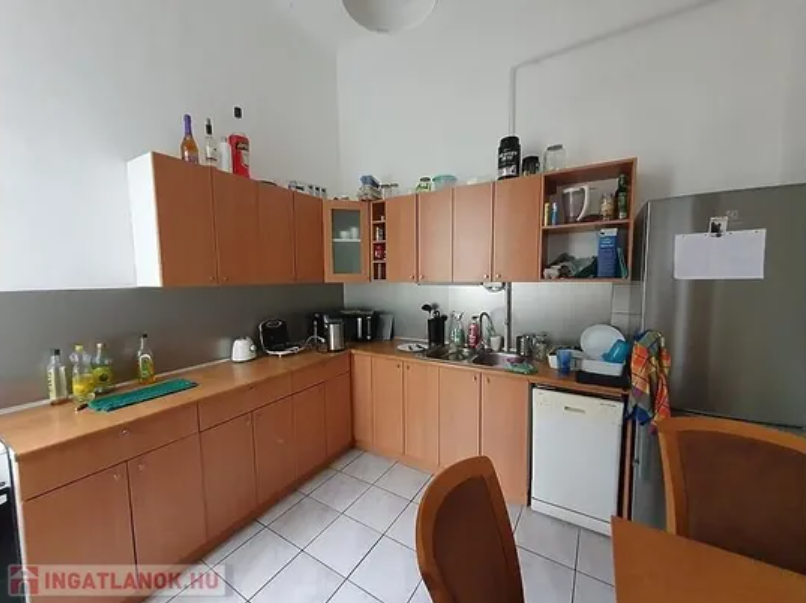 1 Szobás Lakás Kiadó a METU Rózsa Utcai Épületben