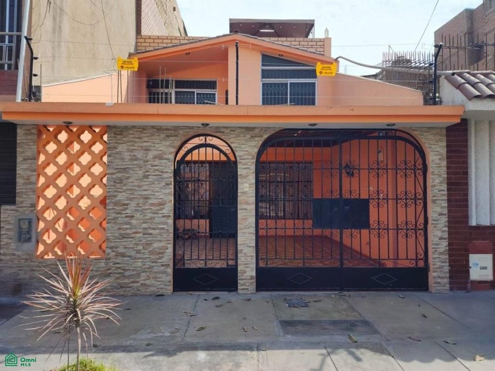 Casa en Venta en Los Olivos – Exclusivo Residencial Villasol