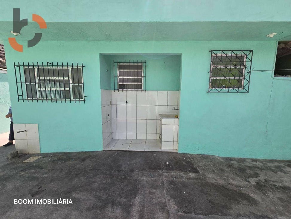 Excelente Casa para Locação no Centro de Mesquita