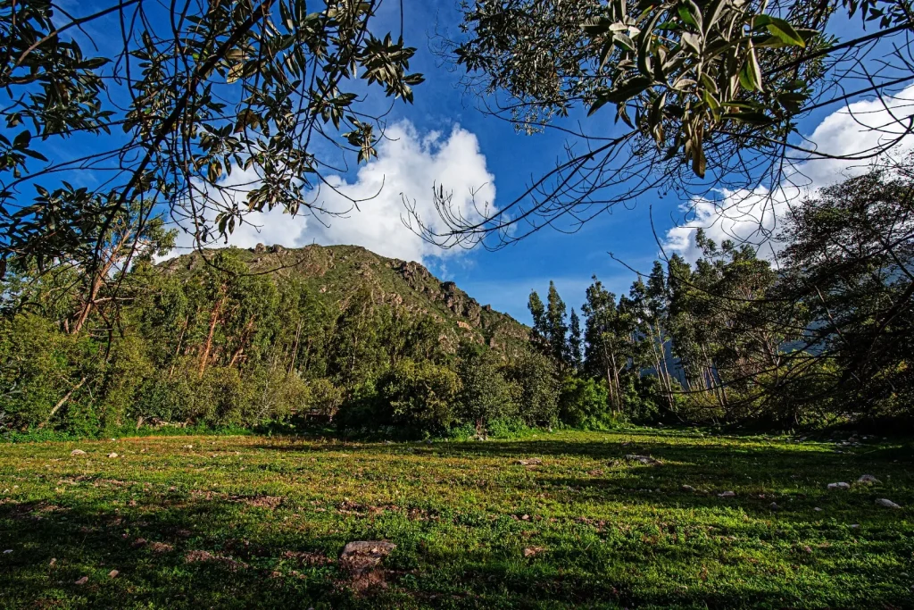 Terreno Plano Rodeado de Montañas en Urubamba, Cusco