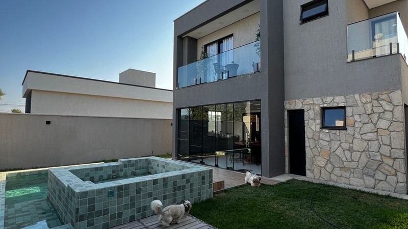 Linda Casa Duplex para Alugar em Alphaville Lands