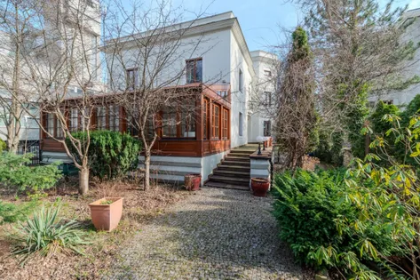 Przedwojenna Willa do Wynajęcia – ul. Belwederska, Warszawa