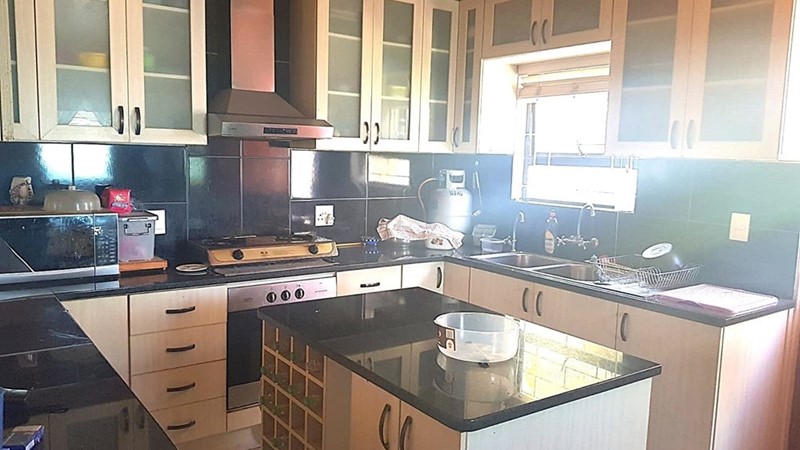 Kamers te Huur in Plaashuis Naby Hopefield – Rustige Plattelandse Lewe