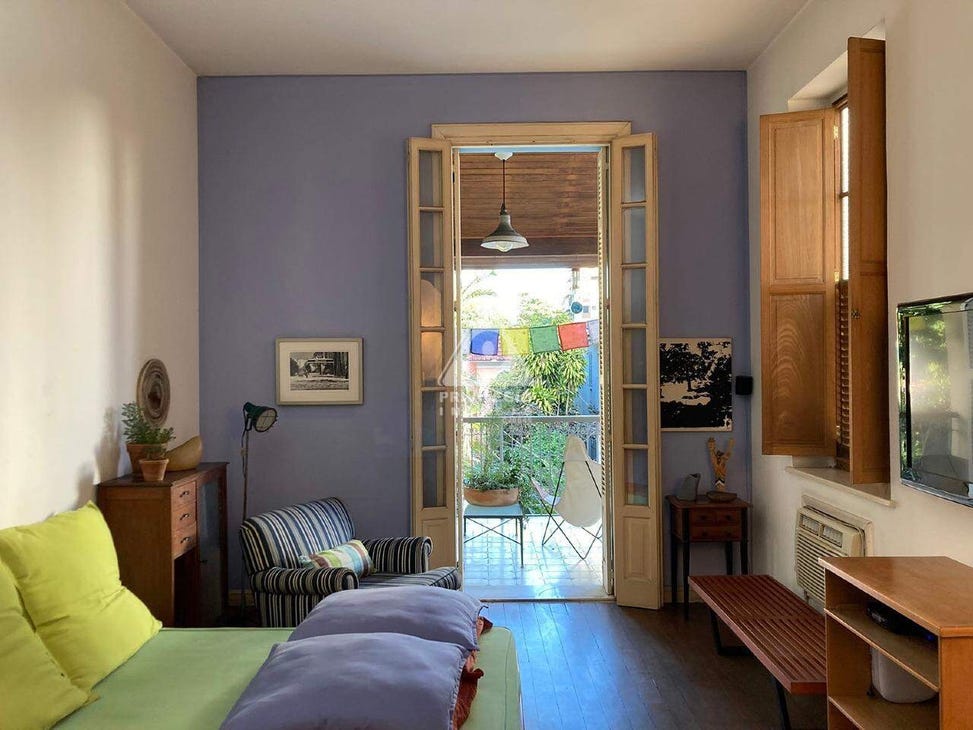 Casa Excelente em Laranjeiras – 05 Quartos na Rua Umari, 65