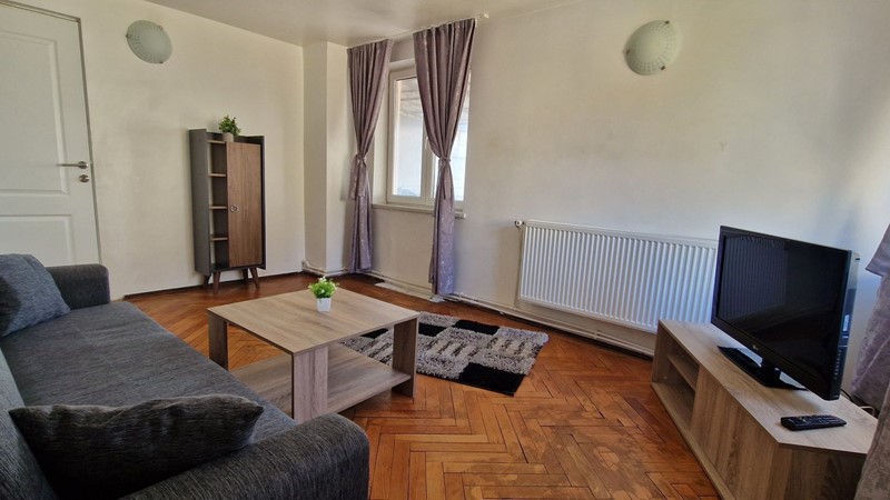 Apartament cu 2 Camere și Terasă în Piața Romană – 800€/lună
