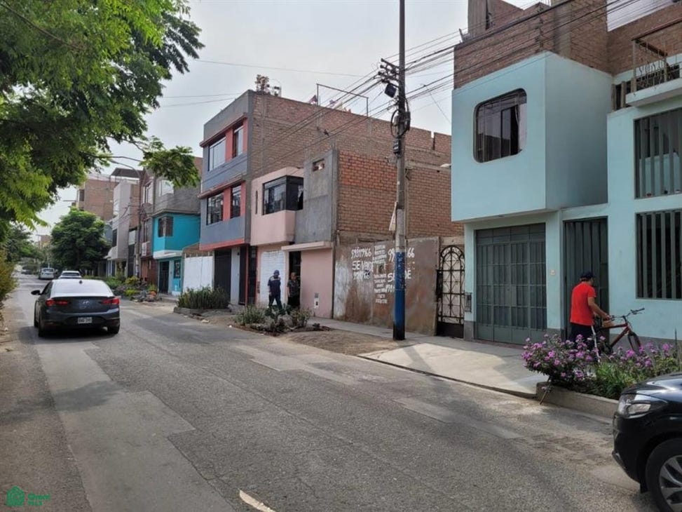 Terreno en Venta en San Martín de Porres – Excelente Ubicación Comercial/Residencial