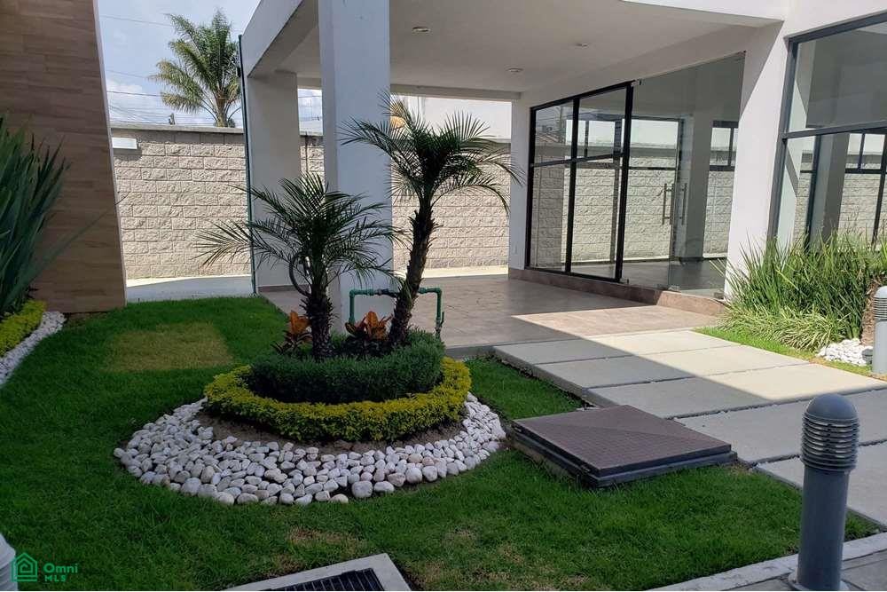Residencia de Lujo en Ciprés Residencial – Exclusivo Desarrollo en San Andrés Cholula