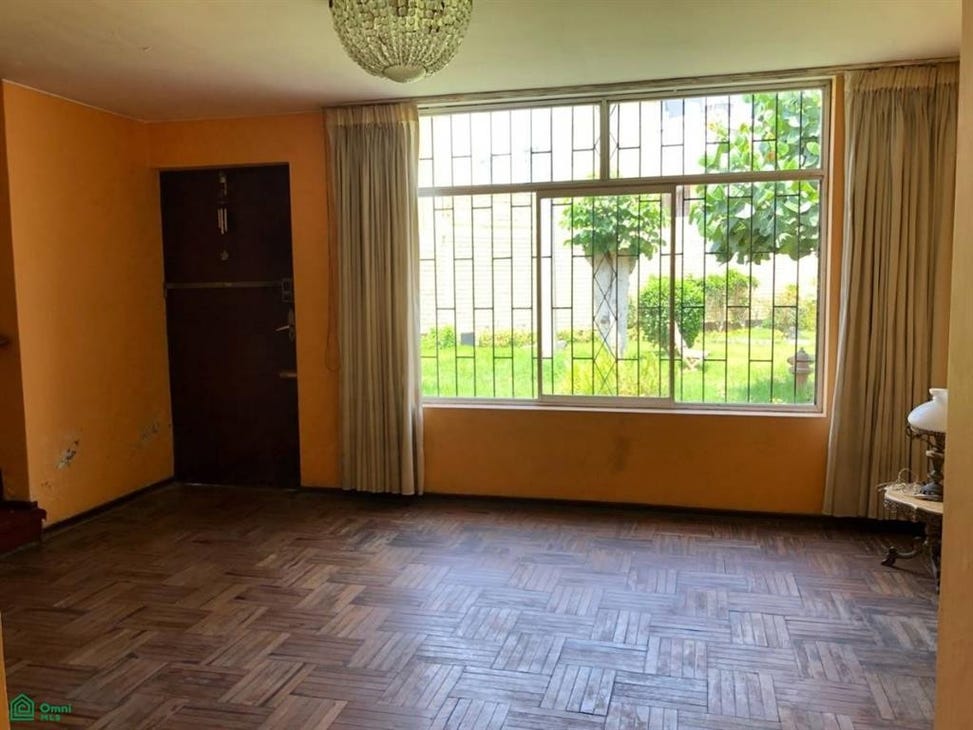 Casa en Venta en Barranco – Oportunidad Única para Personalizar tu Hogar