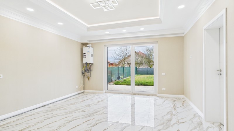 Duplex Modern în Recaș – Living Spațios & Curte Privată (346 mp)