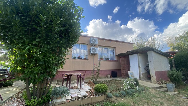 Készben Lakható Ház a Dunántúli Vidéken – 10 Perc a Várostól és a Hímes Fürdőtől