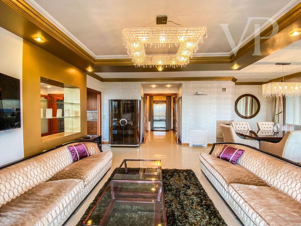 ✨ Exkluzív Luxus Penthouse Eladó – Szeréna út, Budapest