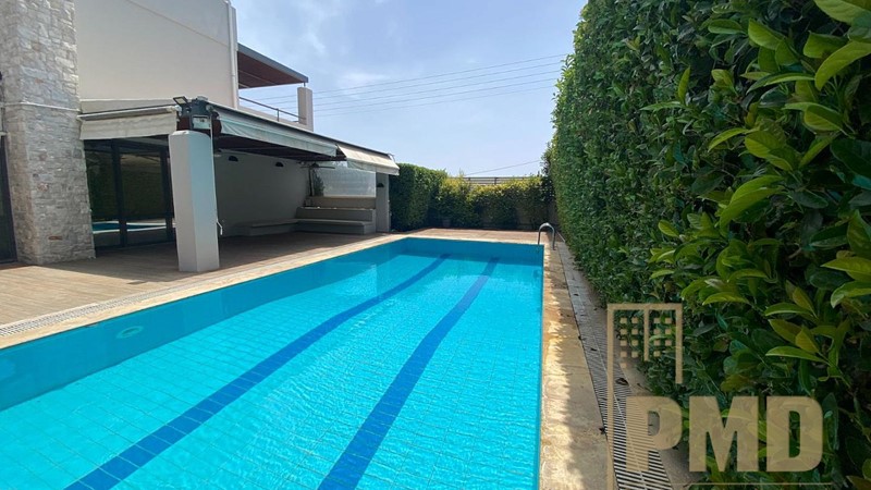 Βίλα για Ενοικίαση στη Βάρη, Αθηναϊκή Ριβιέρα