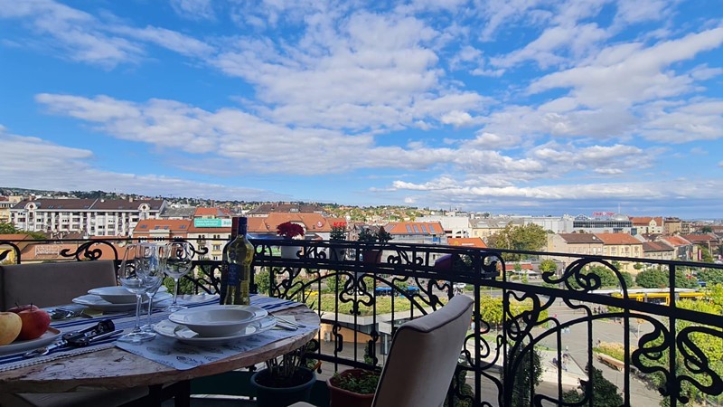 Luxus lakás panorámás kilátással a Krisztina körúton